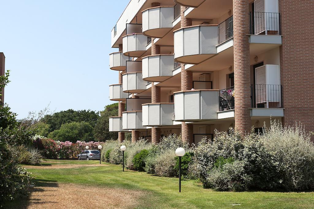 Le Residenze Di Santa Costanza - Le Dimore Aparthotel San Vincenzo Exterior foto